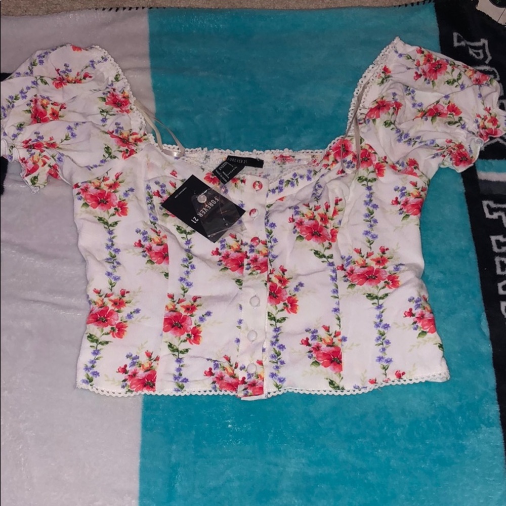floral forever 21 top perfect for spring/summer 🌸